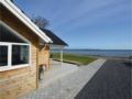 Three-Bedroom Holiday Home in Sjolund ホテルの詳細