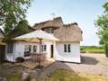 Two-Bedroom Holiday Home in Grasten ホテルの詳細