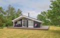 Two-Bedroom Holiday Home in Logstor ホテルの詳細