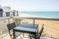 Appartement de Standing Vue Mer - Les Thermes Marins - Le Cezembre ホテルの詳細