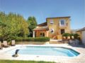 Five-Bedroom Holiday Home in La colle sur loup ホテルの詳細