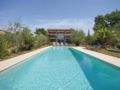 Four-Bedroom Holiday Home in St Cezaire sur Siagne ホテルの詳細