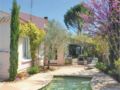 Four-Bedroom Holiday Home in Villeneuve-Les-Avignon ホテルの詳細