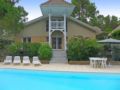 Holiday Home Eden Club ホテルの詳細