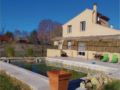 Three-Bedroom Holiday Home in Loriol du Comtat ホテルの詳細