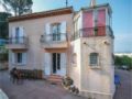 Two-Bedroom Apartment in St Raphael ホテルの詳細