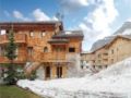 Two-Bedroom Apartment in Val D'Isere ホテルの詳細