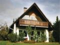 Four-Bedroom Holiday Home in Oberaula OT Hausen ホテルの詳細