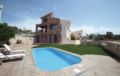 Five-Bedroom Holiday Home in Agia Marina ホテルの詳細