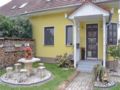 Two-Bedroom Apartment in Balatonboglar ホテルの詳細