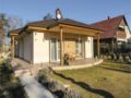 Two-Bedroom Holiday Home in Balatonboglar ホテルの詳細