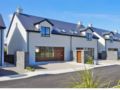 Corran Meabh Holiday Homes ホテルの詳細