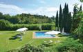 Apartment Gambassi Terme 95 with Outdoor Swimmingpool ホテルの詳細