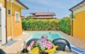 Holiday home Maneba del Garda 58 with Outdoor Swimmingpool ホテルの詳細