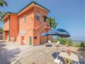 Seven-Bedroom Holiday Home in Rocca di Papa RM ホテルの詳細