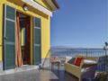 Six-Bedroom Holiday Home in La Spezia (SP) ホテルの詳細