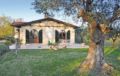 Three-Bedroom Holiday home with a Fireplace in Città di Castello -PG- ホテルの詳細