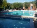 Villaggio RTA Borgoverde ホテルの詳細