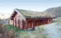 Four-Bedroom Holiday home with Sea View in Hovden ホテルの詳細