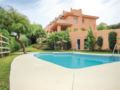 Five-Bedroom Holiday Home in Marbella ホテルの詳細