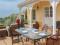 Four-Bedroom Holiday Home in Elviria ホテルの詳細