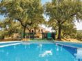 Four-Bedroom Holiday Home in Villaviciosa de Cordo. ホテルの詳細