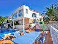 Holiday Home Balcon Al Mar 20-H ホテルの詳細