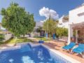 Holiday home Calle Los Naranjos II ホテルの詳細