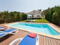 Holiday Home Costabella ホテルの詳細