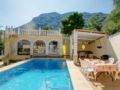 Holiday Home Villa El Sol ホテルの詳細