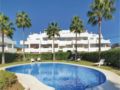 Three-Bedroom Apartment in Estepona ホテルの詳細