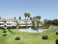 Two-Bedroom Apartment in Mijas Costa ホテルの詳細