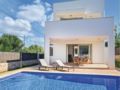 Two-Bedroom Holiday Home in Cala Llombards ホテルの詳細