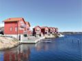 Three-Bedroom Holiday Home in Hallevikstrand ホテルの詳細