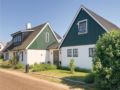 Two-Bedroom Holiday Home in Hollviken ホテルの詳細