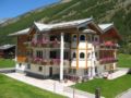 Holiday Home Haus Alpenstern, Wohnung Aelpi ホテルの詳細