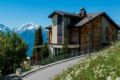 Swiss Chalet-Style Hotel Walliser Spycher ホテルの詳細