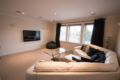 Crown Luxury Serviced Apartment ホテルの詳細