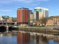 Glasgow City Centre Apartment with River Clyde Views ホテルの詳細